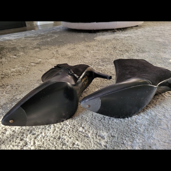 Rag and Bone Beha Boot in size 36 in black. - Picture 4 of 16